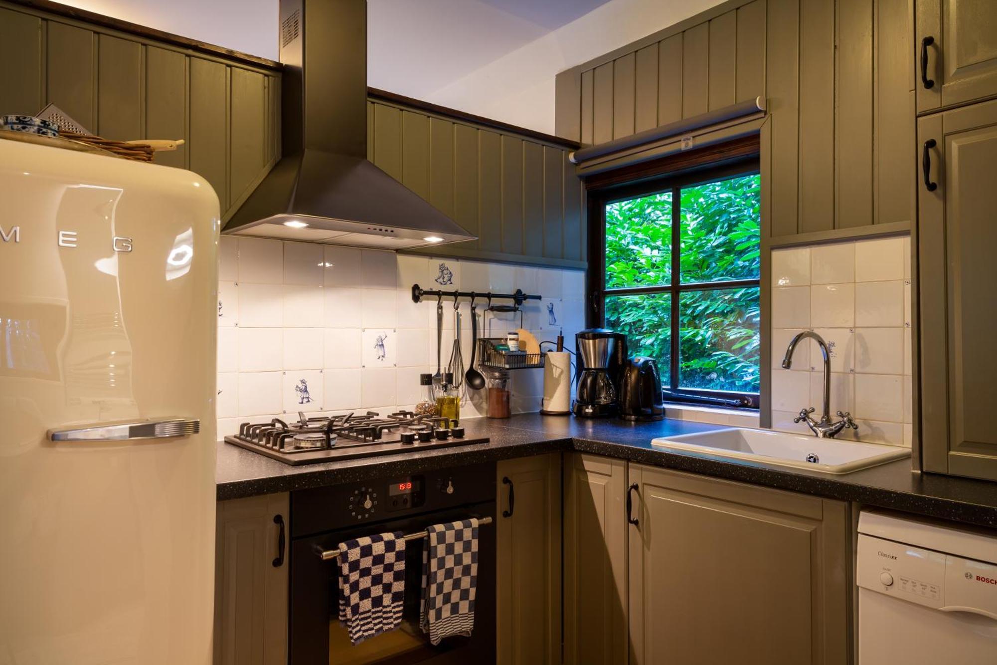Landgoed Dennenholt - 5 Unique Holiday Homes Vierhouten Phòng bức ảnh